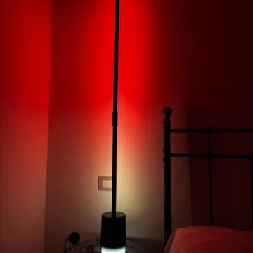 Recensione Govee Floor Lamp 2, un mare di luce e di colori anche con Matter - macitynet.it