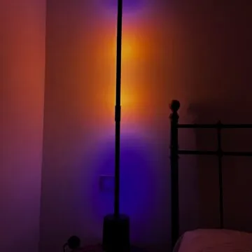 Recensione Govee Floor Lamp 2, un mare di luce e di colori anche con Matter - macitynet.it