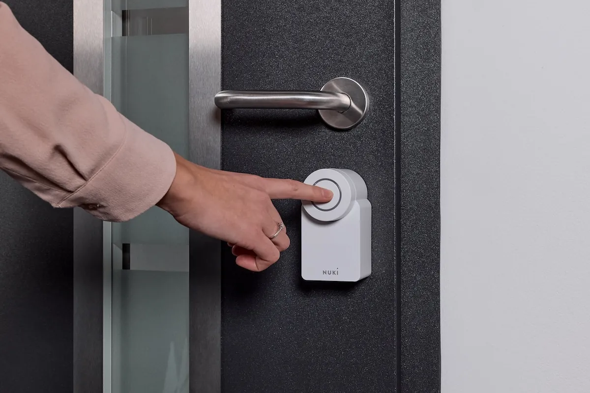 Nuki lancia Smart Lock Pro e Smart Lock Go, la nuova generazione di serrature intelligenti - macitynet.it Nuki lancia Smart Lock Pro e Smart Lock Go, la nuova generazione di serrature intelligenti - macitynet.it