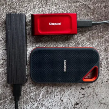 Recensione SSD Kingston XS1000 1TB, piccolissimo e veloce da dimenticare in tasca - macitynet.it