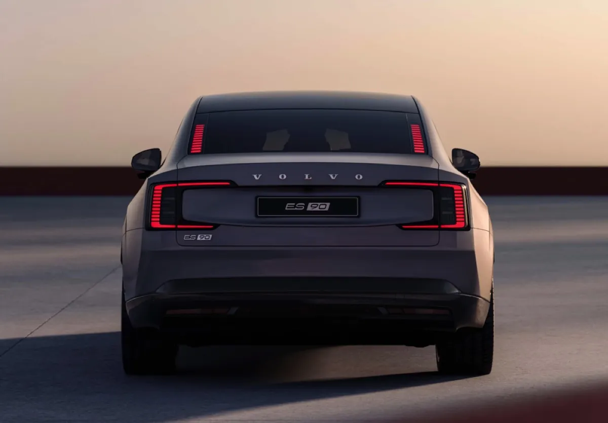 La Volvo ES90, è una nuova categoria di elettrica - macitynet.it La Volvo ES90, è una nuova categoria di elettrica - macitynet.it