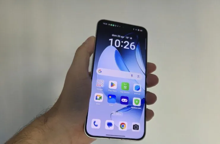 Recensione OPPO Reno 13 5G, ottime fotocamere e autonomia sorprendente - macitynet.it