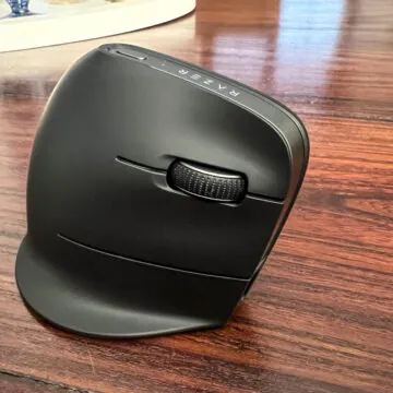 Recensione Razer Pro Click V2 Vertical Edition, mouse verticale con l’Intelligenza Artificiale dentro - macitynet.it