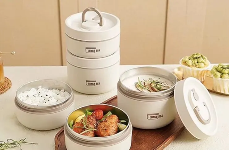 Tre contenitori impilabili per il pranzo a soli 10 € - macitynet.it