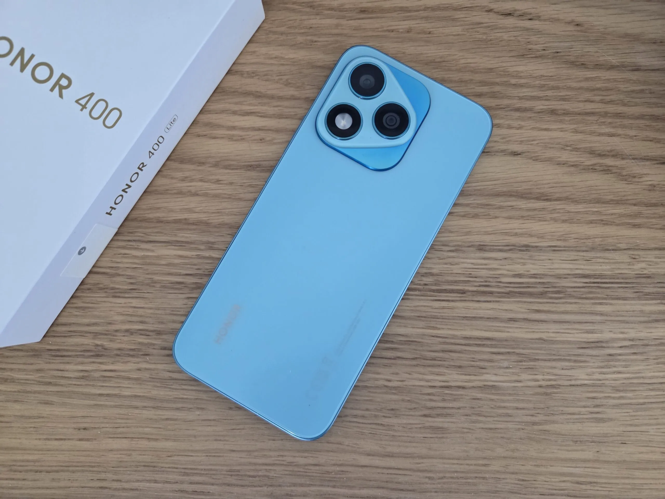 Honor 400 Lite, prime impressioni e quel tasti stile iPhone - macitynet.it Honor 400 Lite, prime impressioni e quel tasti stile iPhone - macitynet.it