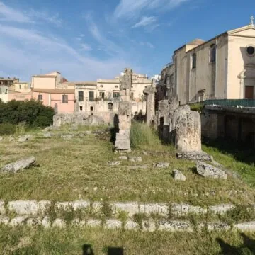 Recensione OPPO Reno 13 5G, ottime fotocamere e autonomia sorprendente - macitynet.it