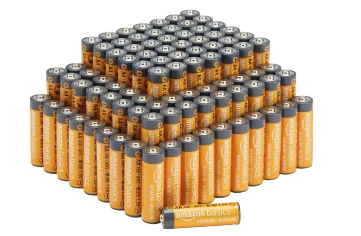 Amazon Basics, 100 Batterie AA a 15,93€ - macitynet.it