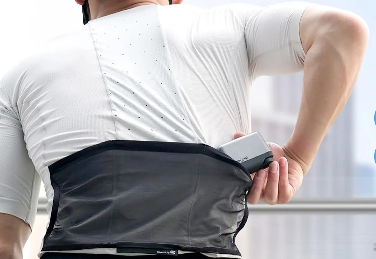 Solo 35,99 € per il microcompressore da tenere in tasca - macitynet.it Solo 35,99 € per il microcompressore da tenere in tasca - macitynet.it