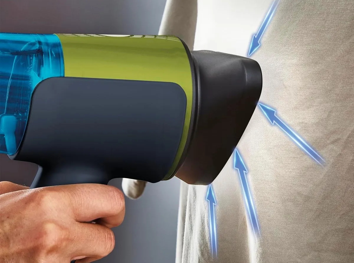 Rowenta presenta AeroSteam, lo stiratore verticale che cambia il modo di stirare - macitynet.it