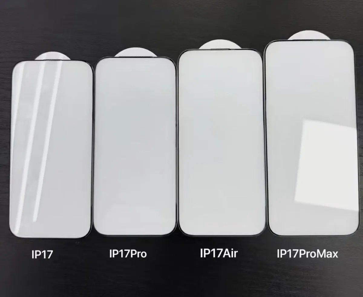 Gli schermi degli iPhone 17 ed Air a confronto grazie alle pellicole protettive - macitynet.it Gli schermi degli iPhone 17 ed Air a confronto grazie alle pellicole protettive - macitynet.it