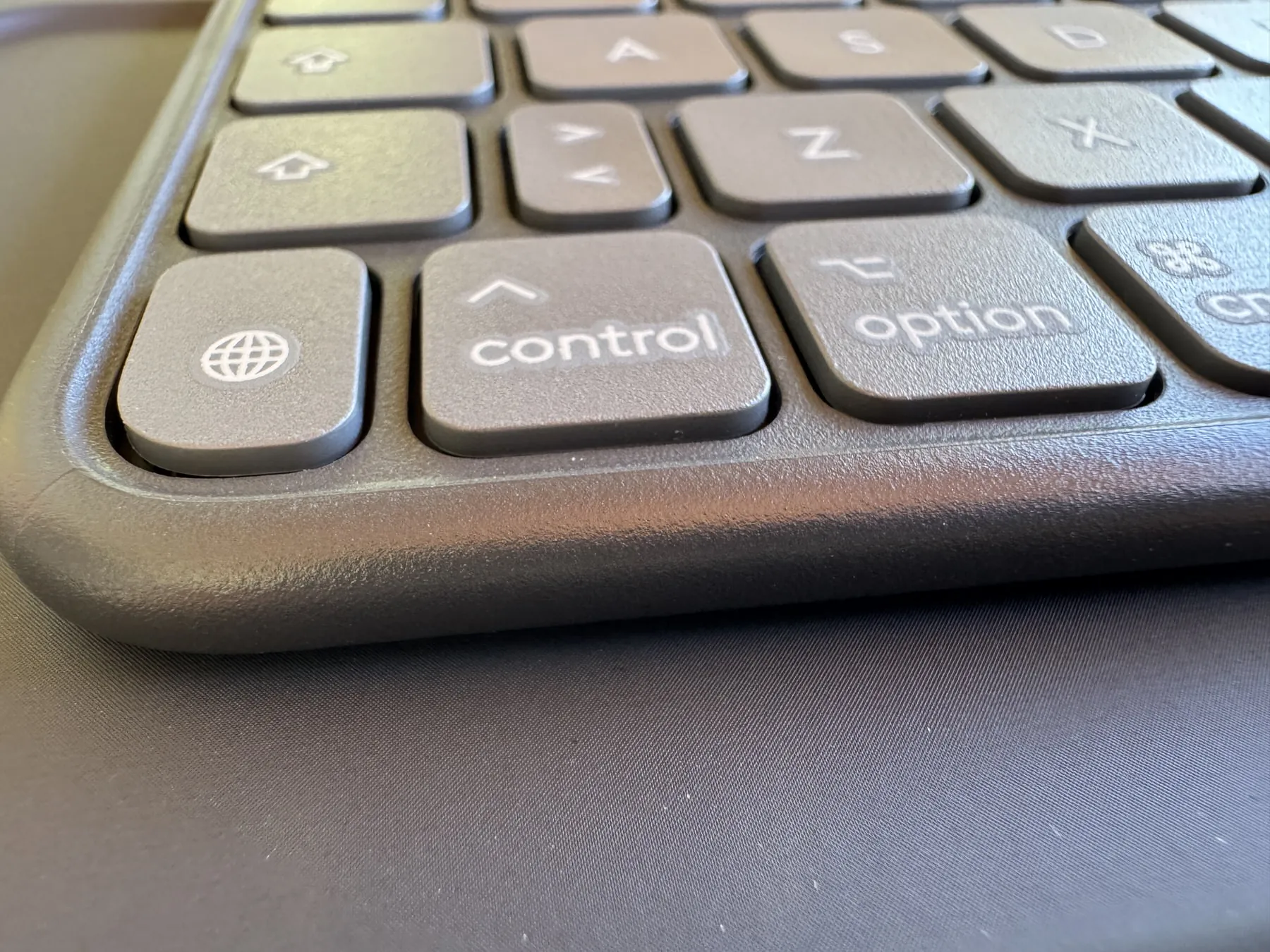 Logitech Flip Folio, potrebbe essere la vostra tastiera iPad perfetta - macitynet.it