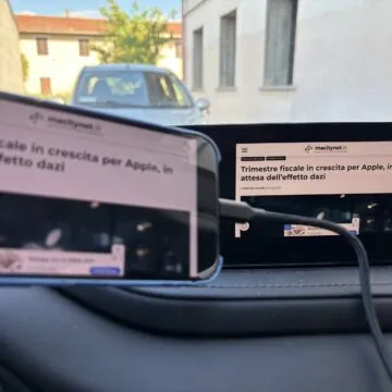 Recensione Ottocast Mirror Touch, video e app sullo schermo CarPlay - macitynet.it