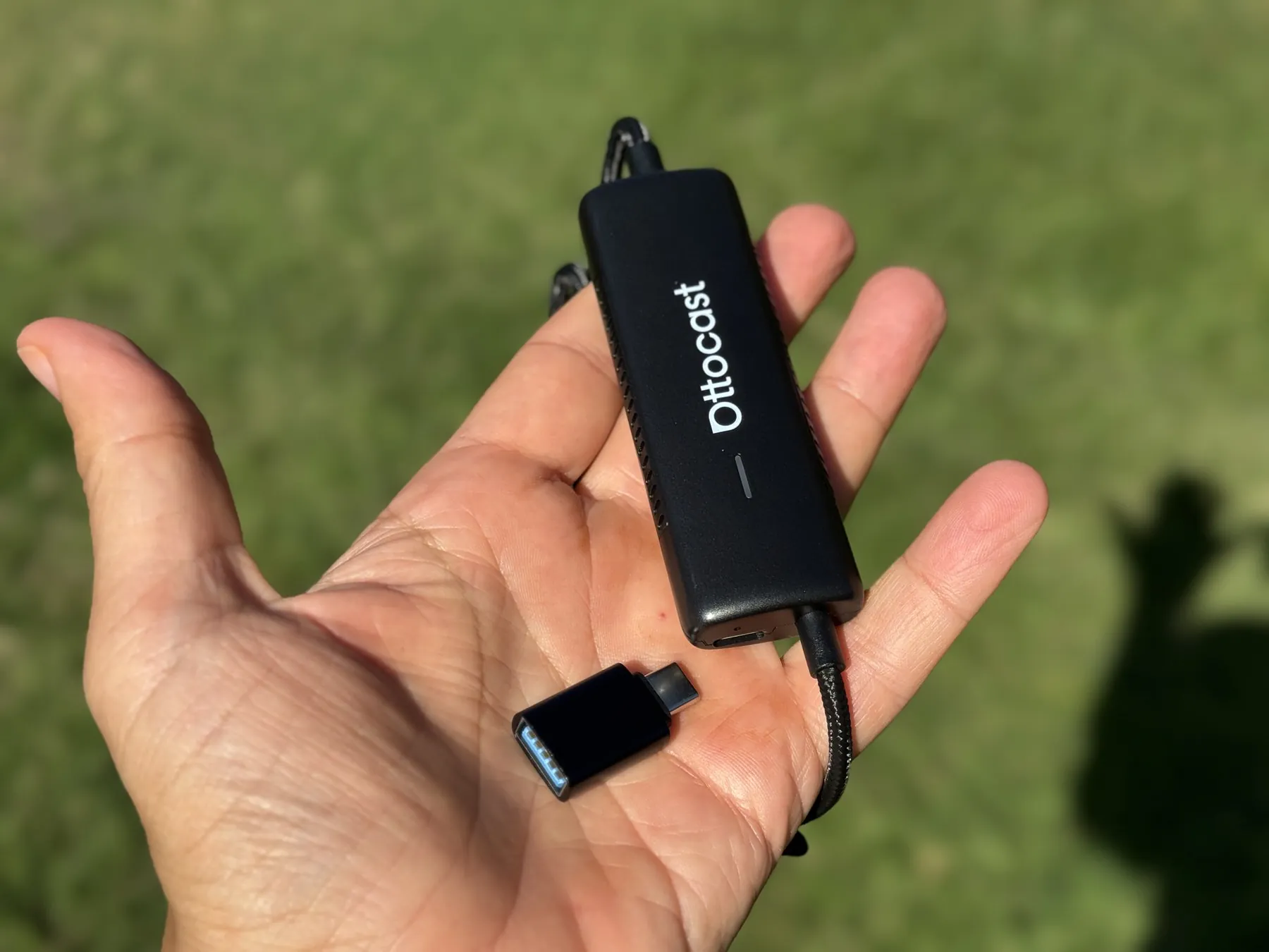 Recensione Ottocast Mirror Touch, video e app sullo schermo CarPlay - macitynet.it