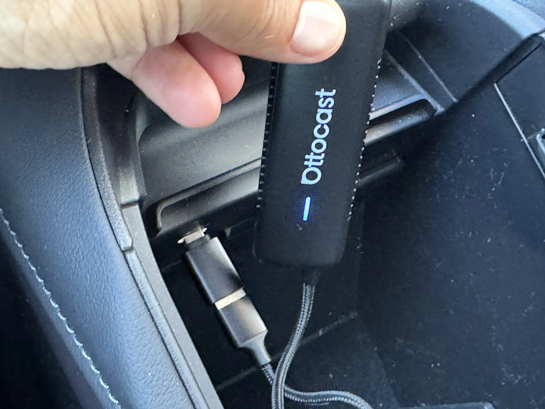 Recensione Ottocast Mirror Touch, video e app sullo schermo CarPlay - macitynet.it