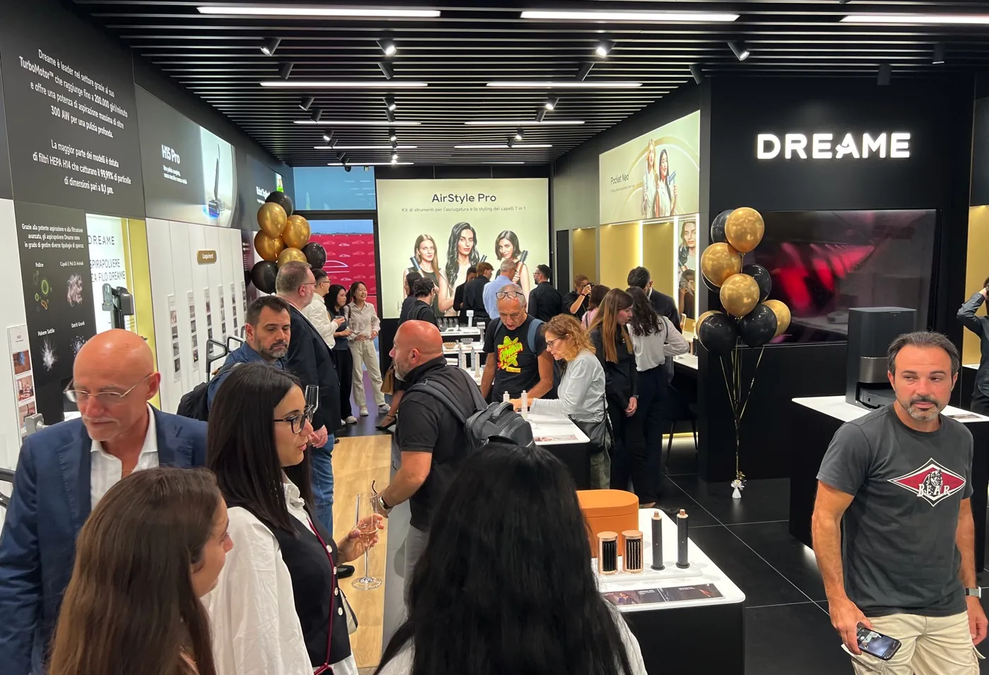 Dreame da IFA 2025 all’apertura dei primi negozi in Italia, innovazione e vicinanza ai clienti - macitynet.it Dreame da IFA 2025 all’apertura dei primi negozi in Italia, innovazione e vicinanza ai clienti - macitynet.it