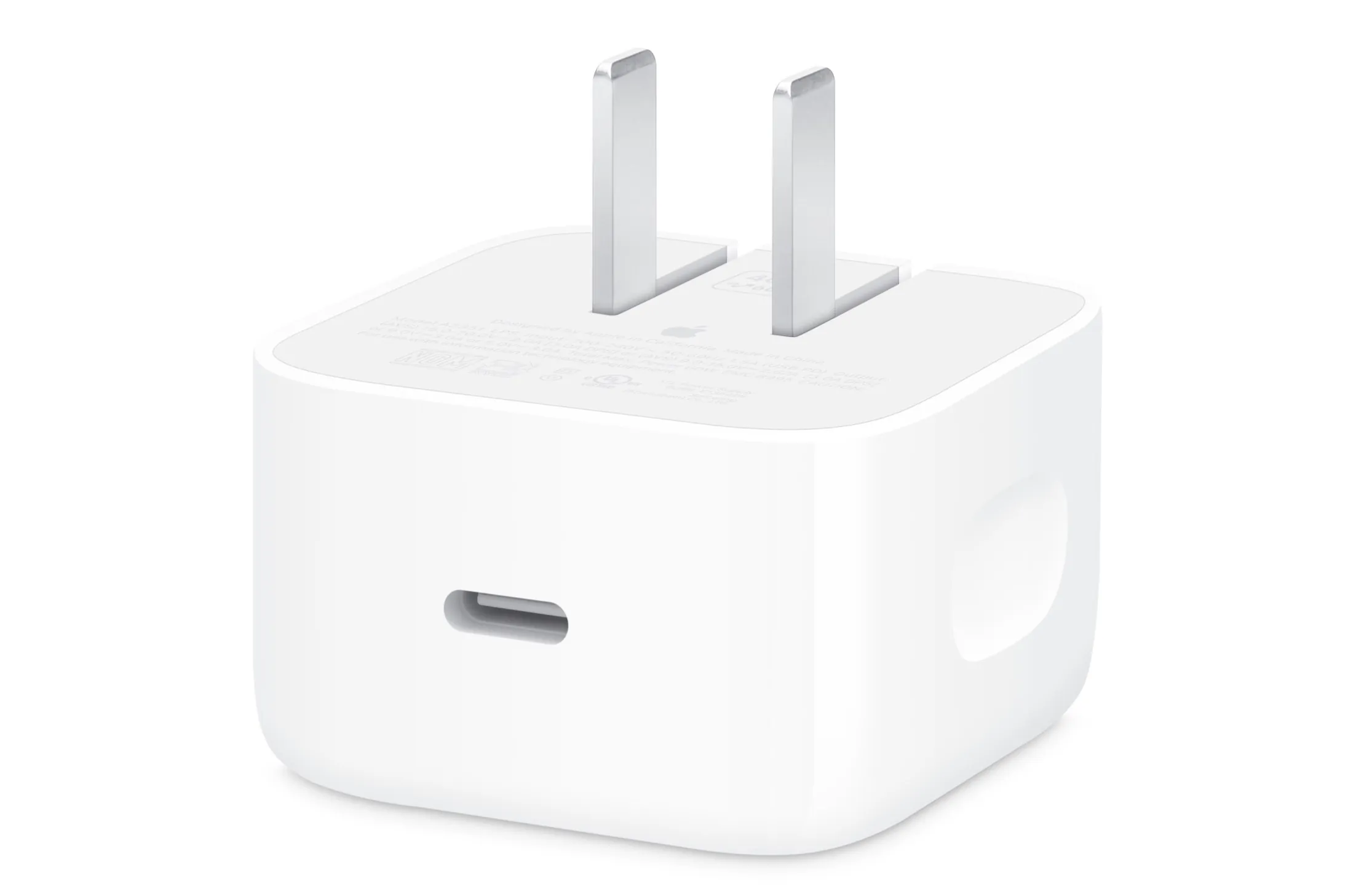 iPhone 17 Pro Max, la ricarica USB-C testata con tutti gli alimentatori Apple - macitynet.it