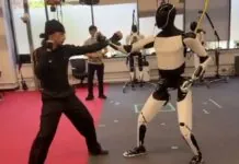 Tesla Optimus impara il Kung Fu, poi prenderà la patente Tesla Optimus impara il Kung Fu, poi prenderà la patente - macitynet.it