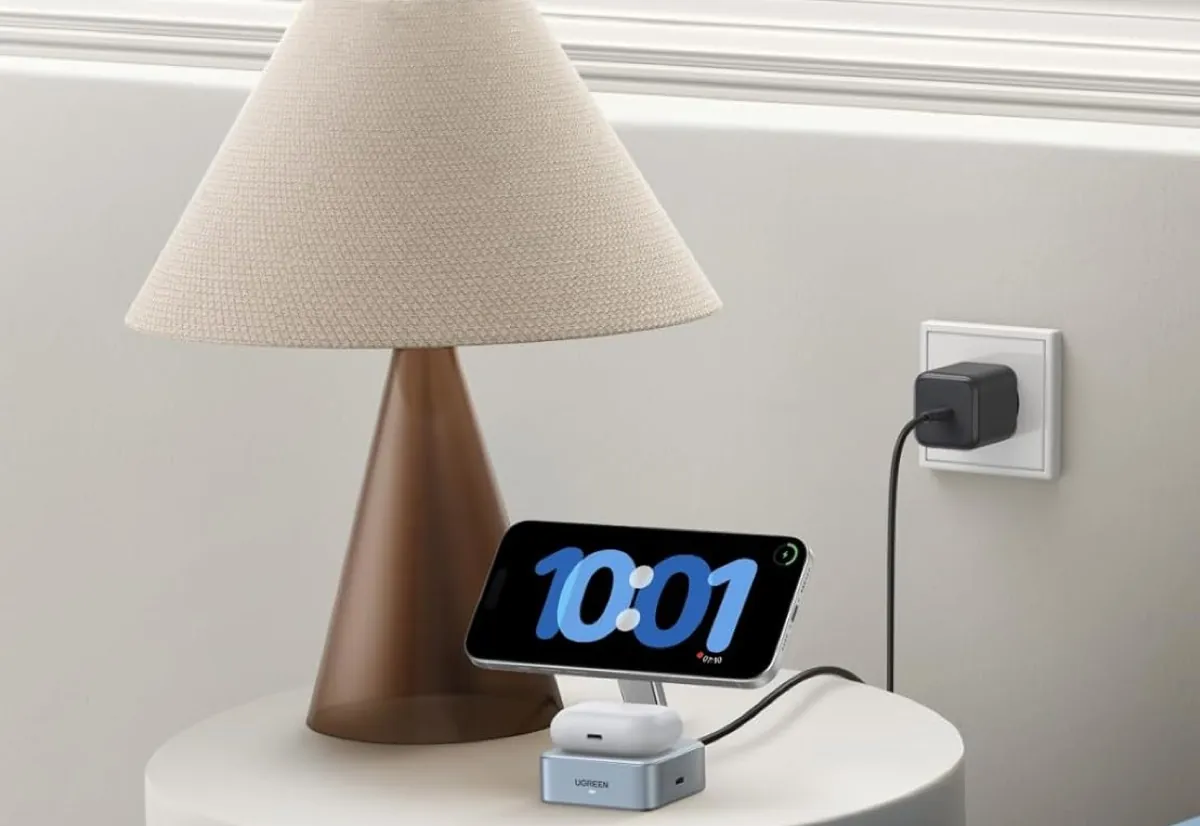 I più veloce dei caricabatterie wireless costa solo 45,59 € - macitynet.it Il caricabatterie Ugreen compatibile con Qi 2.2 è perfetto per casa e viaggio