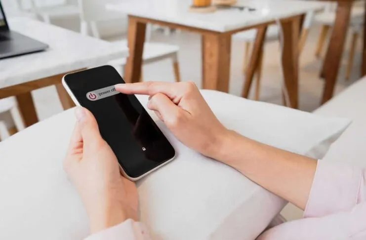 spegnere lo smarthphone perchè è importante