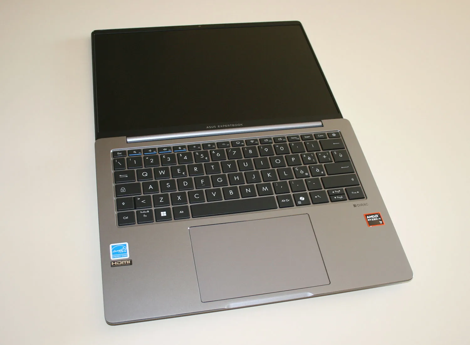 Recensione notebook Asus ExpertBook PM3406CKA, portatile per chi lavora - macitynet.it Recensione notebook Asus ExpertBook PM3406CKA, portatile per chi lavora - macitynet.it