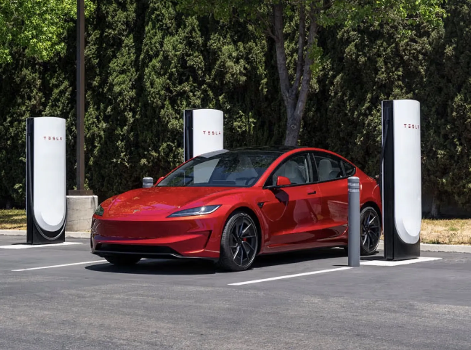 Tesla supera i mille Supercharger in Italia: la ricarica rapida diventa quasi di casa - macitynet.it Tesla supera i mille Supercharger in Italia: la ricarica rapida diventa quasi di casa - macitynet.it