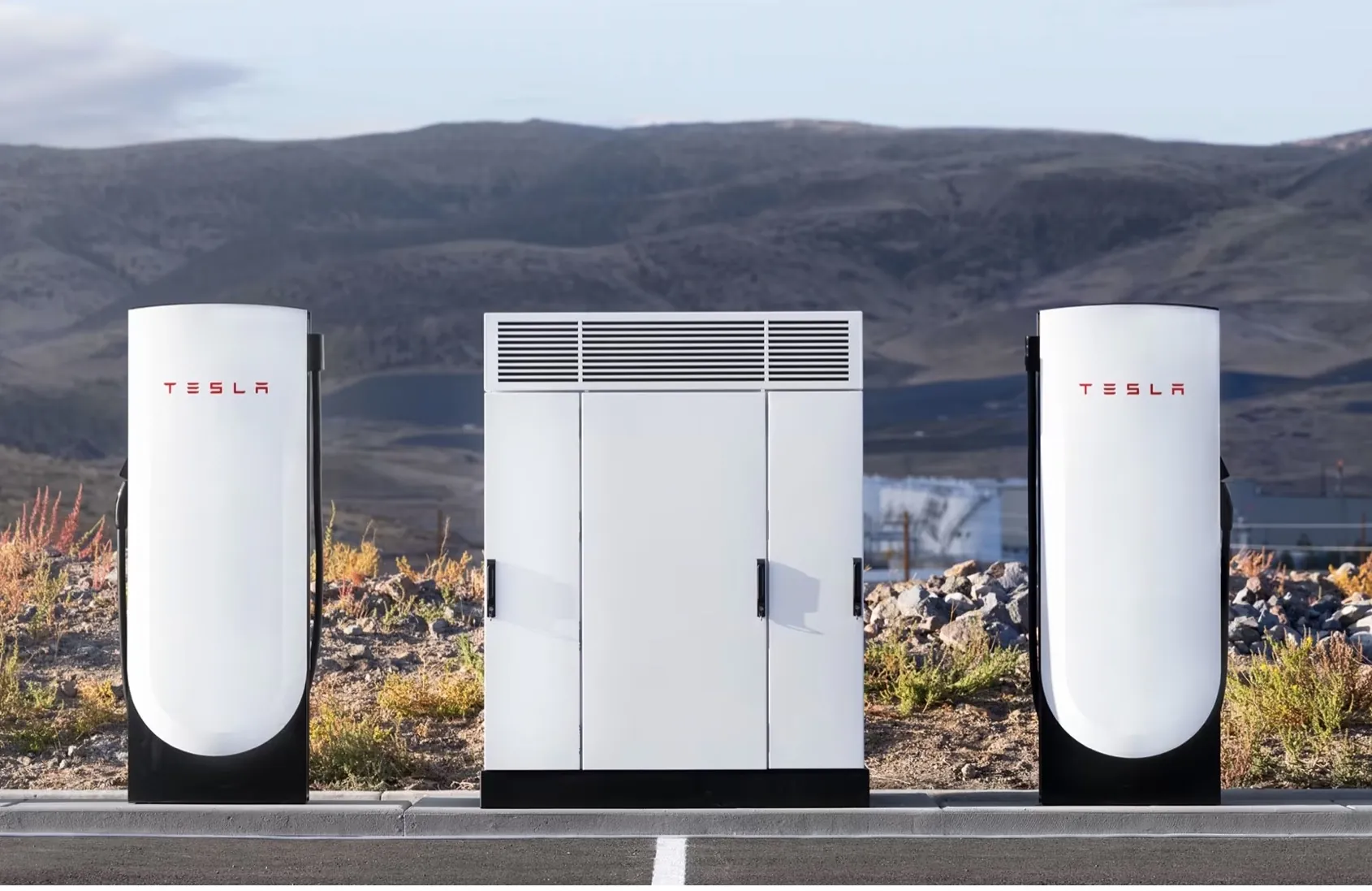 Tesla supera i mille Supercharger in Italia: la ricarica rapida diventa quasi di casa - macitynet.it Tesla supera i mille Supercharger in Italia: la ricarica rapida diventa quasi di casa - macitynet.it